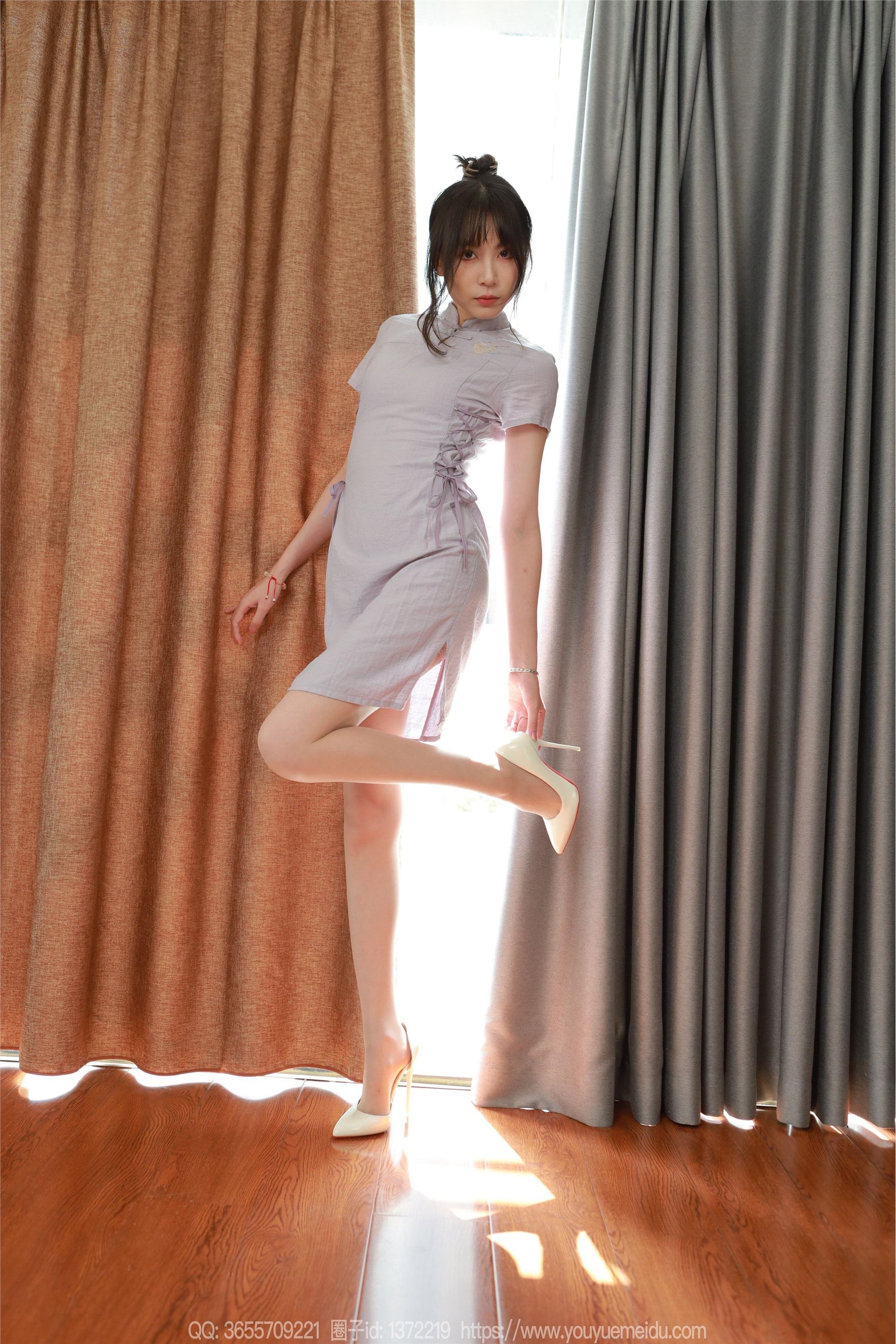 IESS异思趣向  2024.09.30 丝享家 1859 团团《素色旗袍 》